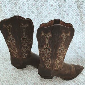Justin’s Western Cowgirl Boots